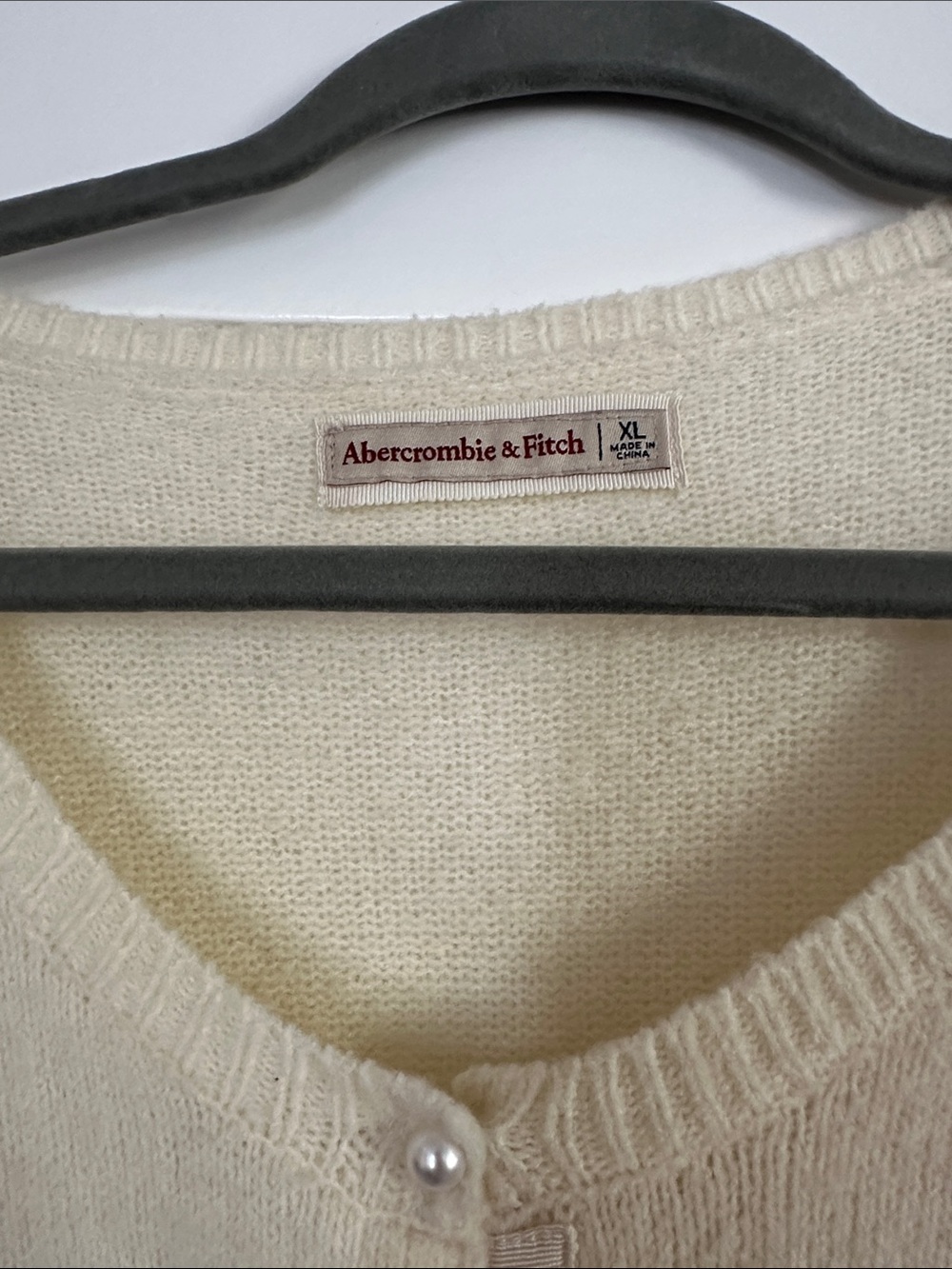Abercrombie & Fitch Cream Pearl-Button Cardigan - Picture 2 of 3